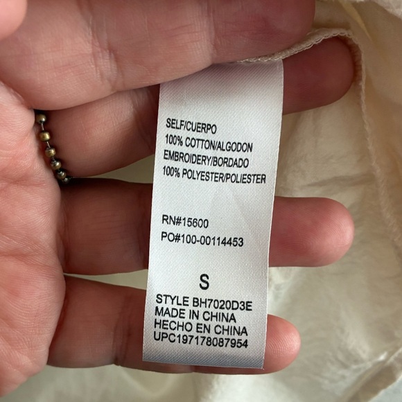 Democracy Women's Beige Embroidered Button Down Shirt S - Picture 12 of 13